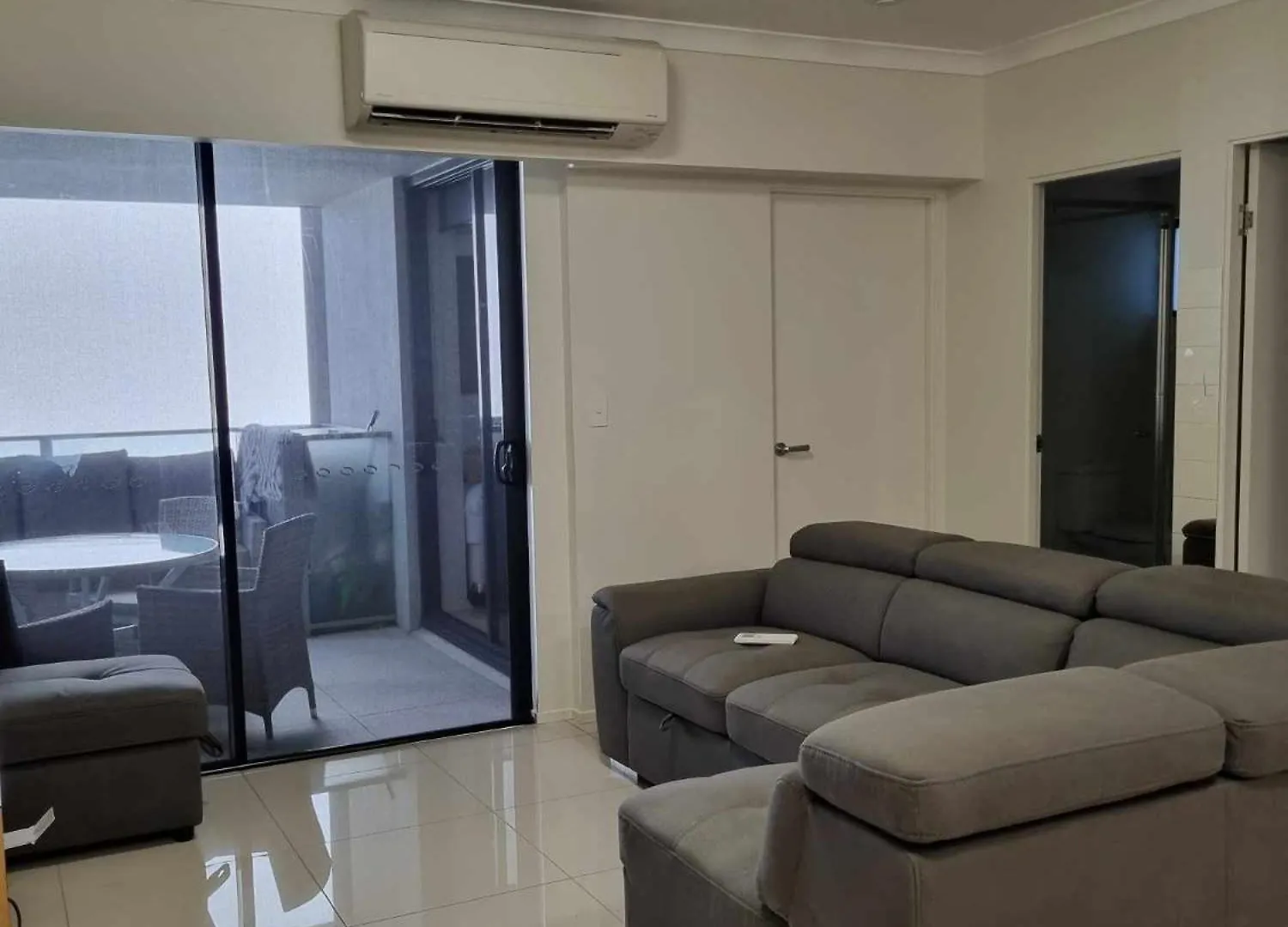 Private Bedroom And Bathroom In A Shared Apartment غولد كوست 0*,